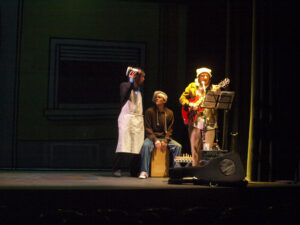 teatro de la saca Vecinos CANTANDO 1